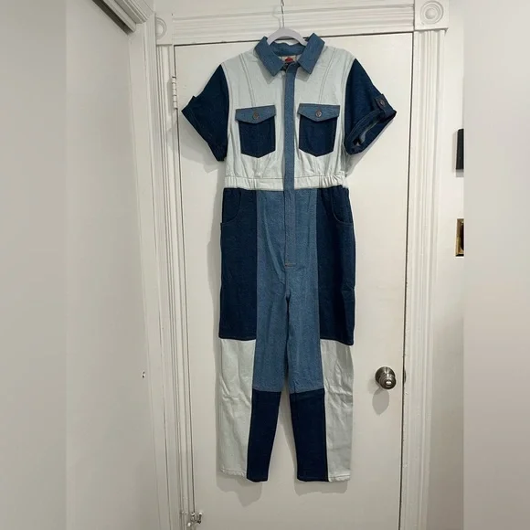 Farm Rio Cutwork Denim Jumpsuit Sz. 31 NWT - Picture 4 of 13